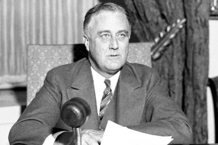 Franklin D Rosevelt menjadi Presiden AS Terlama